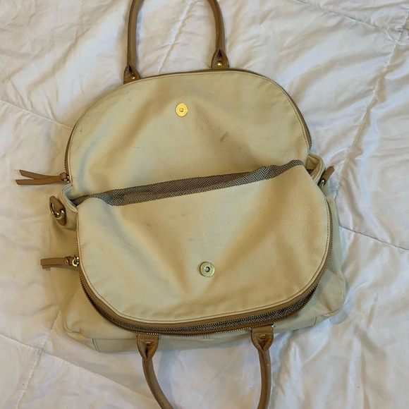 Steve Madden‎ Satchel Gold Hardware detailing Chevron Print Lining - Picture 8 of 11